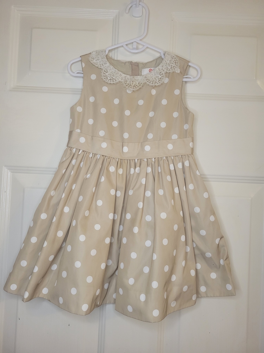 Nieman Marcus Beige Polka Dot Dress with Lace Collar - Picture 2 of 7